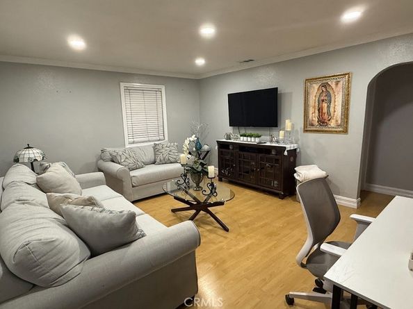 53 W Pleasant, Long Beach CA 90805