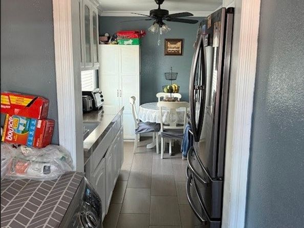 53 W Pleasant, Long Beach CA 90805