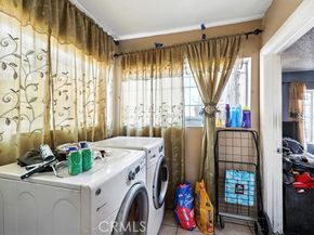 9430 Parmelee Avenue, Los Angeles CA 90002