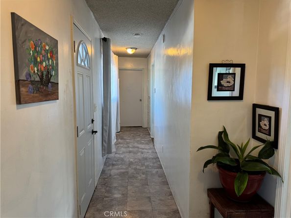 10406 San Carlos, South Gate CA 90280