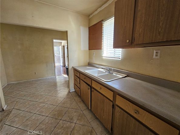 123 E 108th Street, Los Angeles CA 90061