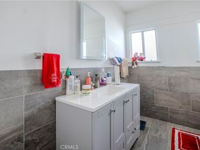 5146 Chesley Avenue, Los Angeles CA 90043