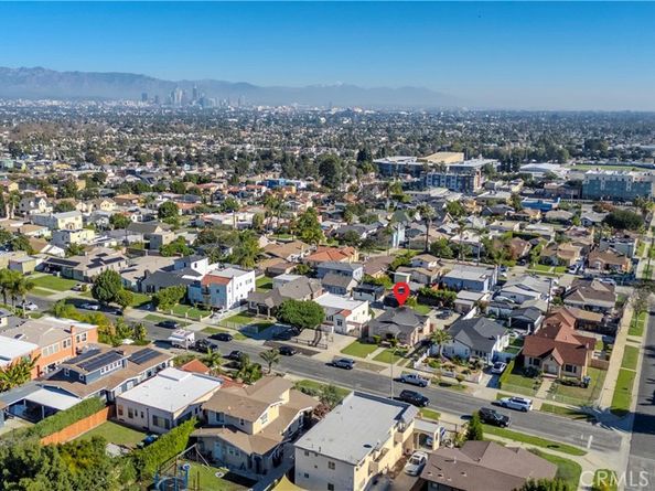 5146 Chesley Avenue, Los Angeles CA 90043