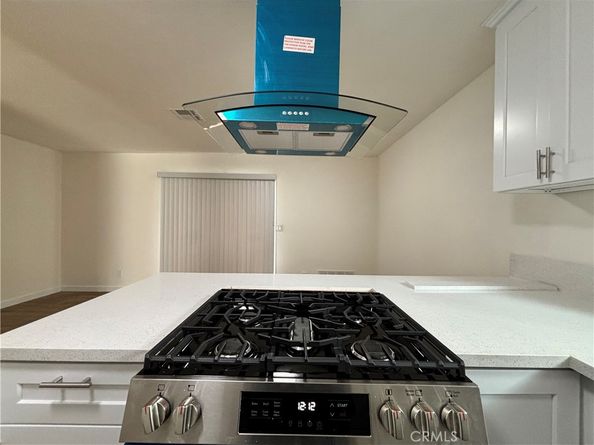 1705 E 111th Place, Los Angeles CA 90059