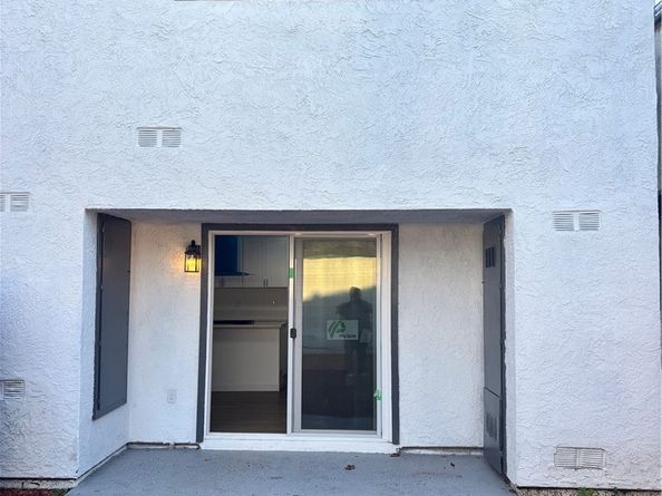 1705 E 111th Place, Los Angeles CA 90059