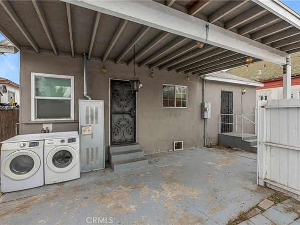 8023 Hooper Ave, Los Angeles CA 90001