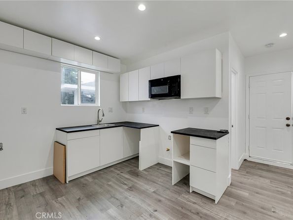 8023 Hooper Ave, Los Angeles CA 90001