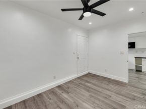 8023 Hooper Ave, Los Angeles CA 90001