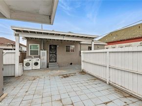 8023 Hooper Ave, Los Angeles CA 90001