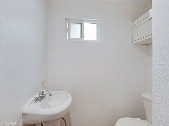 8023 Hooper Ave, Los Angeles CA 90001