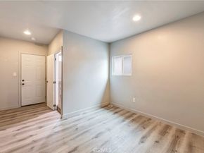 8023 Hooper Ave, Los Angeles CA 90001