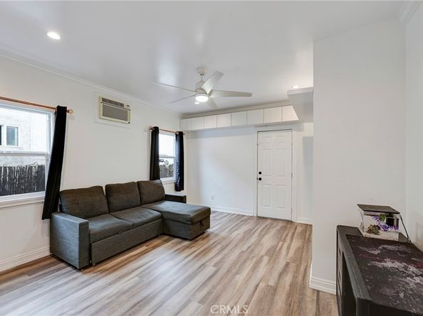 8023 Hooper Ave, Los Angeles CA 90001