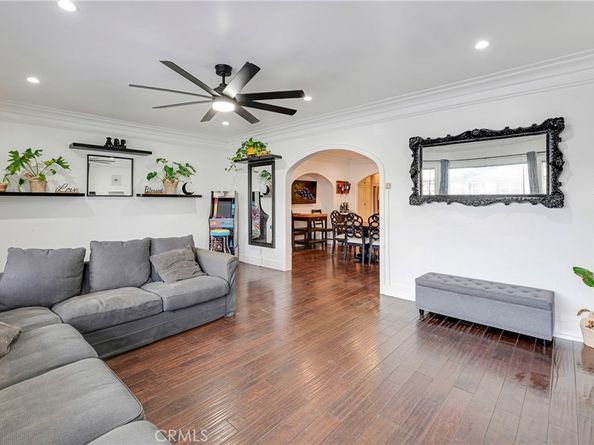 8023 Hooper Ave, Los Angeles CA 90001