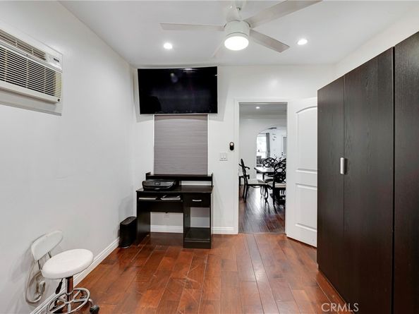 8023 Hooper Ave, Los Angeles CA 90001