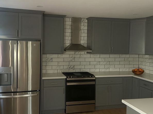 822 E 77th St, Los Angeles CA 90001