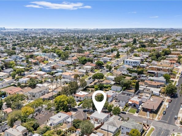 6010 S Verdun Avenue, Los Angeles CA 90043