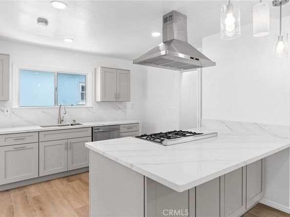 6010 S Verdun Avenue, Los Angeles CA 90043