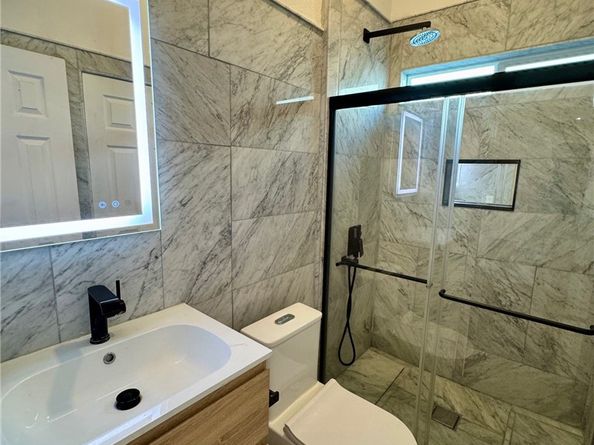 1238 Magnolia Avenue, Long Beach CA 90813