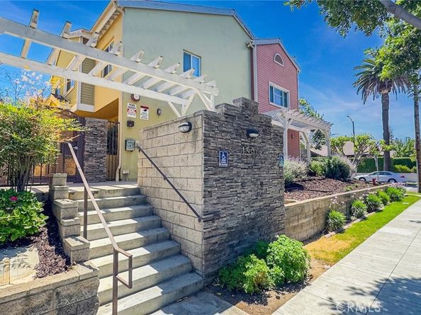 1500 Pine Avenue 19, Long Beach CA 90813