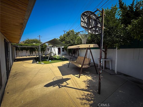 18457 E Armstead Street, Azusa CA 91702