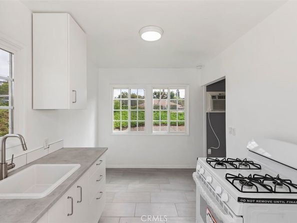 433 435 N Basque, Fullerton CA 92833