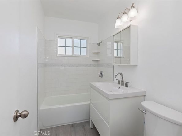 433 435 N Basque, Fullerton CA 92833