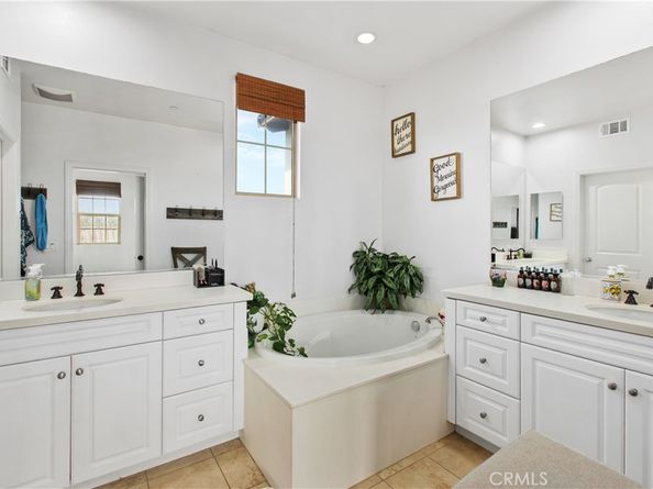 3268 S Westmont Lane 5, Ontario CA 91761