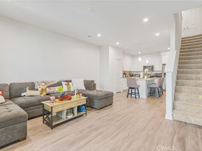 125 Dove Lndg, Covina CA 91722