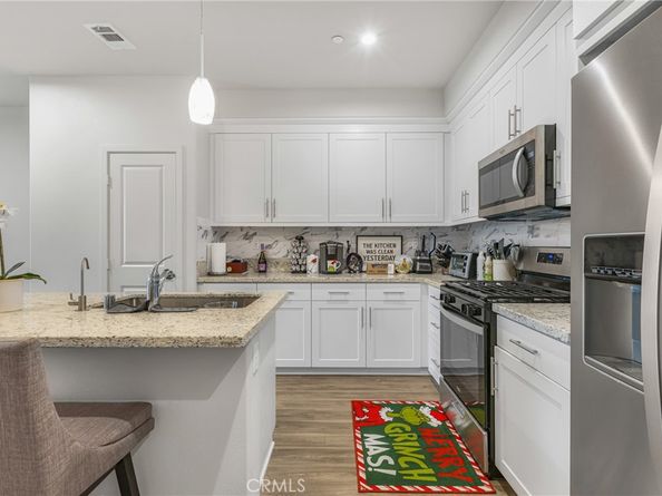 125 Dove Lndg, Covina CA 91722