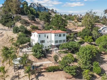 3076 Turnbull Canyon