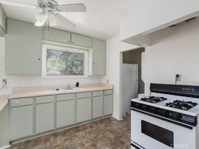 156 S San Marino, Pasadena CA 91107