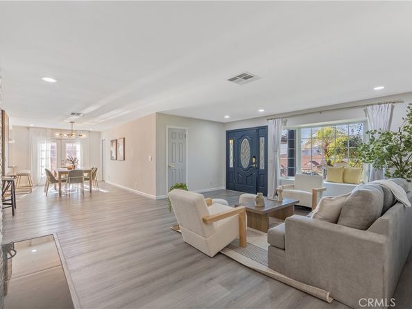 2747 El Caminito, La Crescenta CA 91214