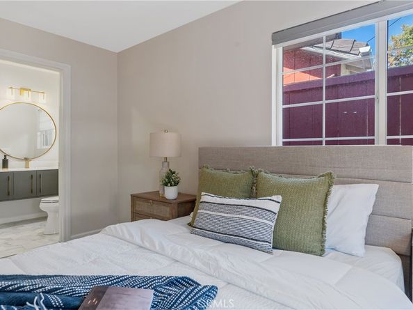 2747 El Caminito, La Crescenta CA 91214