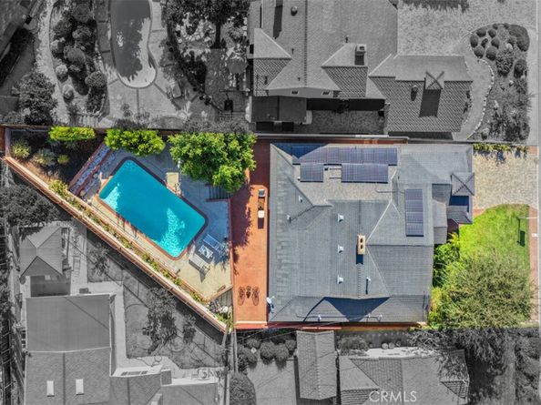 2747 El Caminito, La Crescenta CA 91214