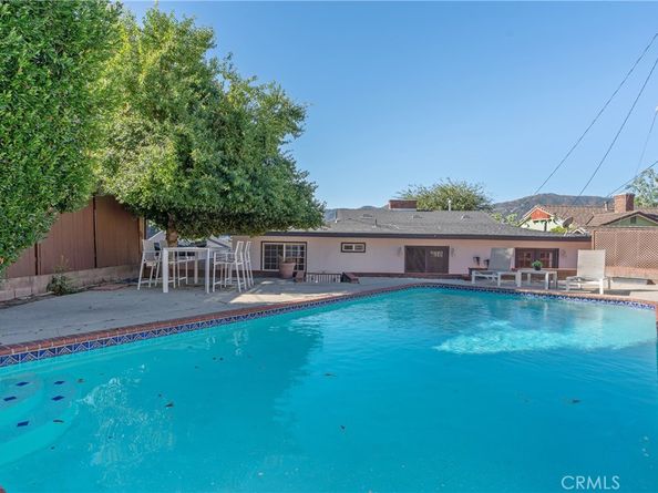 2747 El Caminito, La Crescenta CA 91214
