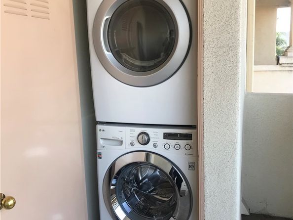 208 N Lincoln 308, Monterey Park CA 91755