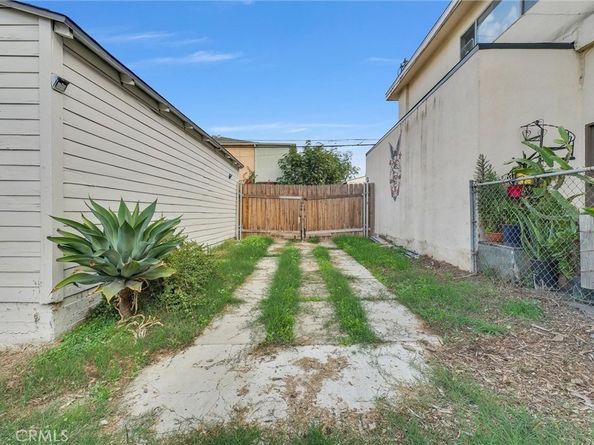 7924 Bright Avenue, Whittier CA 90602