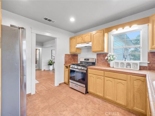 7924 Bright Avenue, Whittier CA 90602