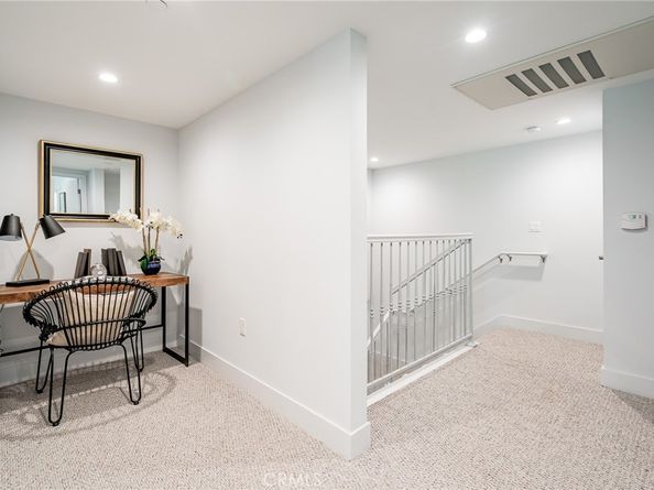 137 S Wilson Avenue 107, Pasadena CA 91106