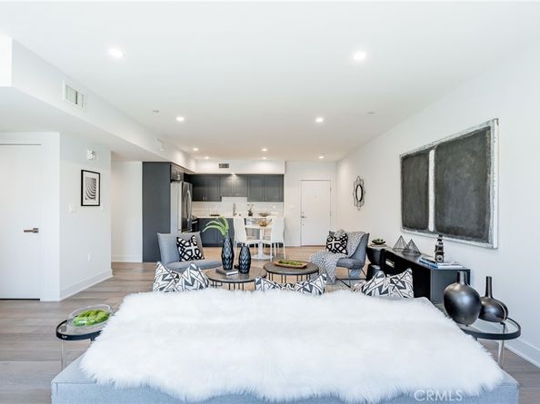 137 S Wilson Avenue 107, Pasadena CA 91106