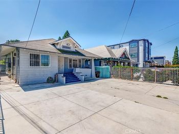 1234 W 37TH Drive