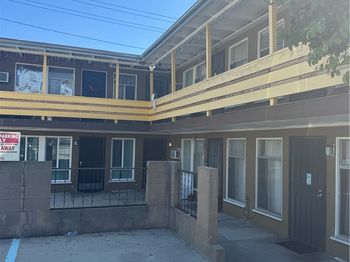 1830 E Villa Street