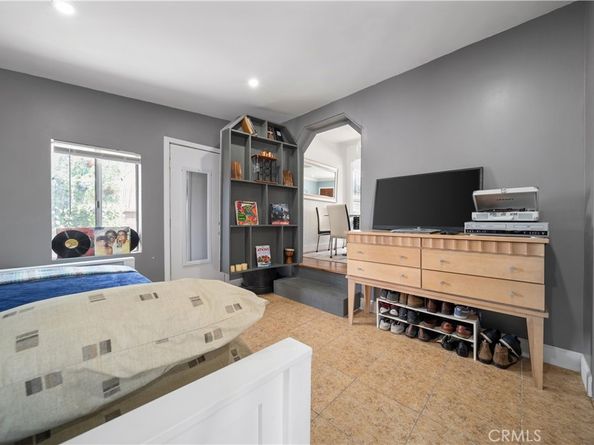 1223 W 187th Place, Gardena CA 90248