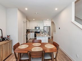 129 Dove Lndg, Covina CA 91722