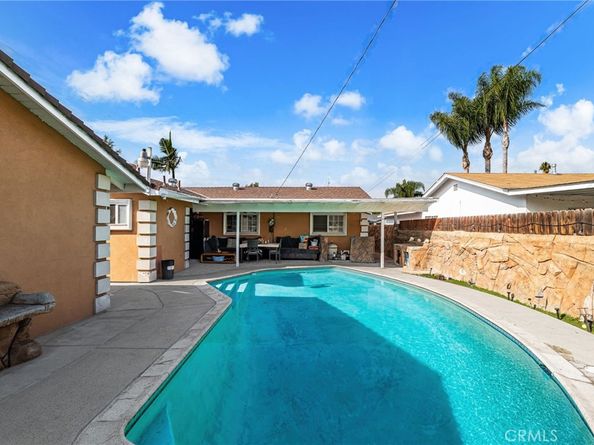 750 Glenshaw Drive, La Puente CA 91744