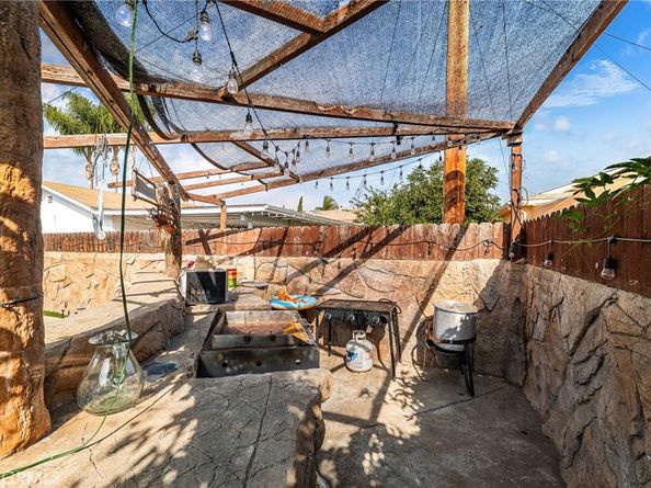 750 Glenshaw Drive, La Puente CA 91744