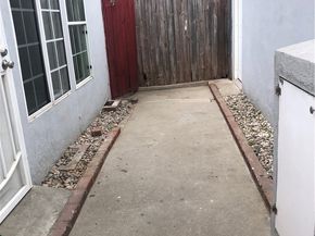 169 E 68th Way, Long Beach CA 90805