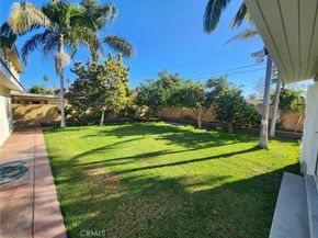 1626 E 15th St, Santa Ana CA 92701