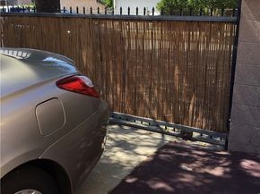 6001 4th Avenue, Los Angeles CA 90043