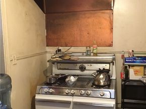 6001 4th Avenue, Los Angeles CA 90043